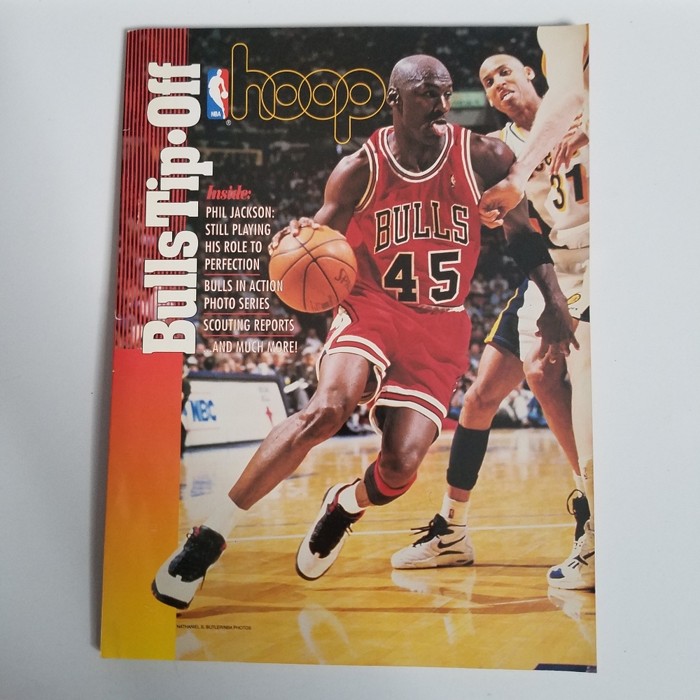 Michael Jordan 45 Jersey CHICAGO BULLS TIP OFF 1995 NBA HOOP MAGAZINE PROGRAM LQ
